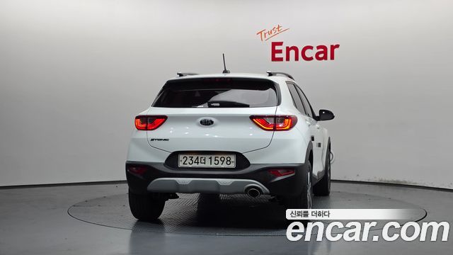 Kia Stonic 2018 — photo 4