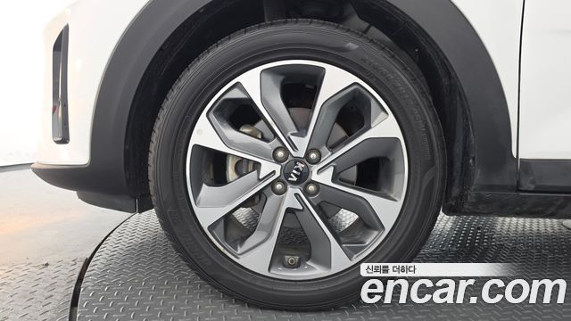 Kia Stonic 2018 — photo 5