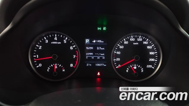 Kia Stonic 2018 — photo 11