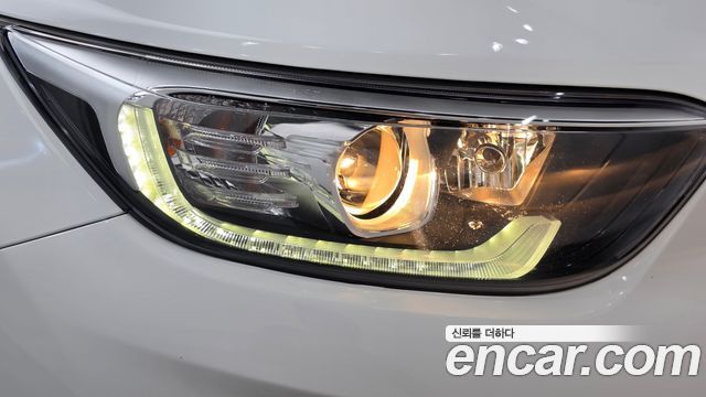 Kia Stonic 2018 — photo 8