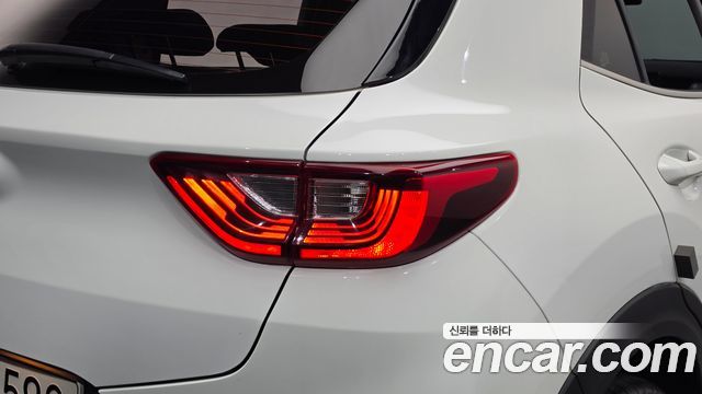 Kia Stonic 2018 — photo 9
