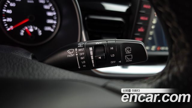 Kia Stonic 2018 — photo 29