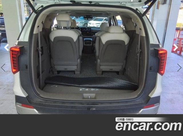 Kia Canival 2025 — photo 18