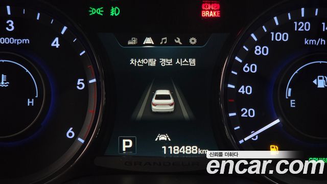 Hyundai Grandeur 2016 — photo 19