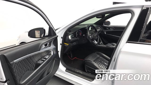 Genesis G70 2018 — photo 10
