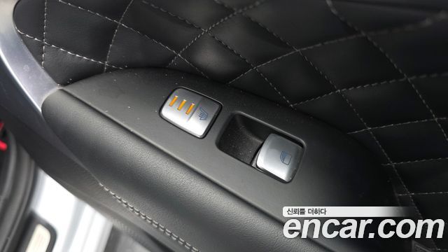 Genesis G70 2018 — photo 19