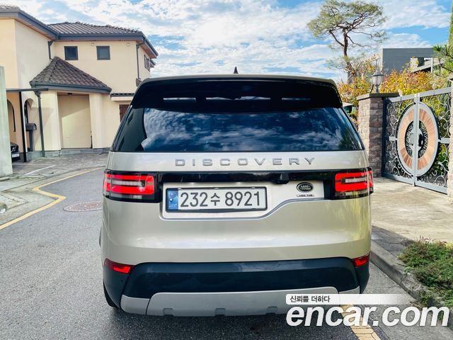 Land Rover Discovery 2017 — photo 5