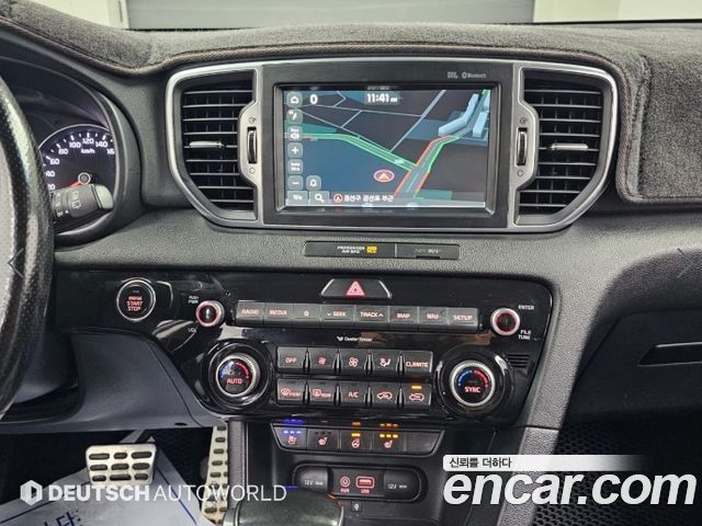 Kia Sportage 2017 — photo 14