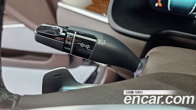 Kia K9 2019 — photo 25