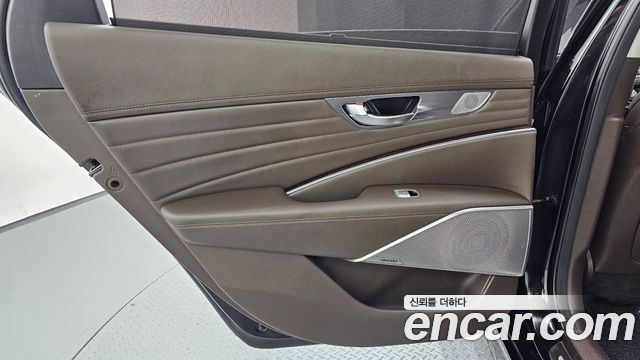 Kia K9 2019 — photo 15