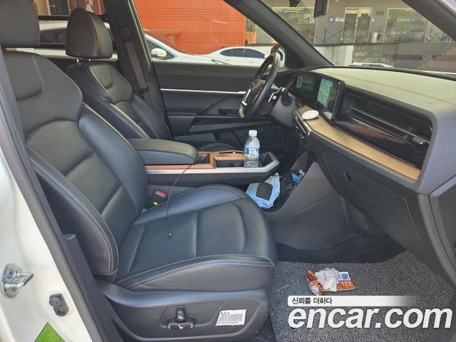 KG Mobility Torres 2025 — photo 12