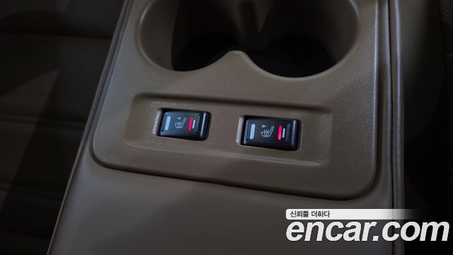Renault Korea SM6 2021 — photo 18