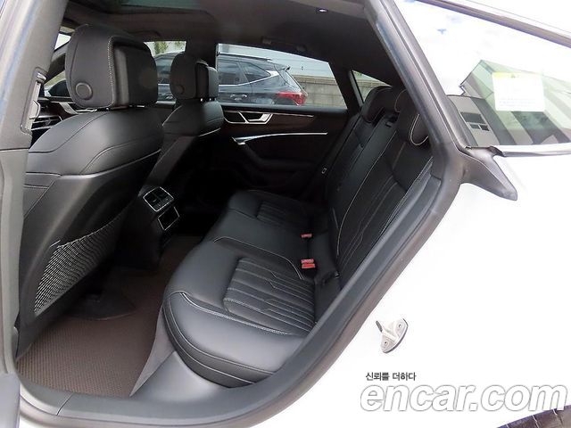 Audi A7 2023 — photo 5