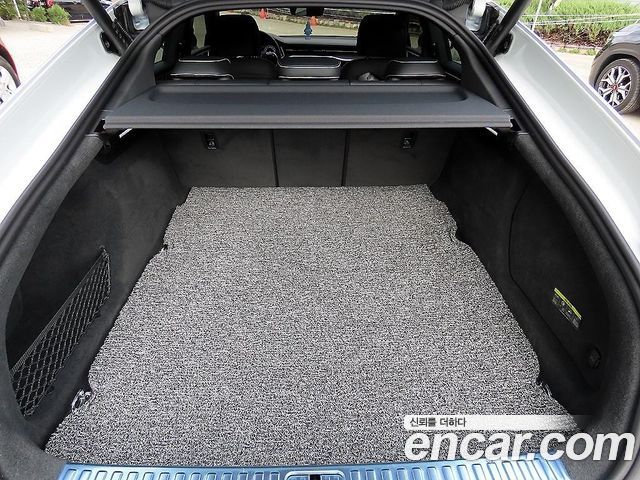 Audi A7 2023 — photo 16