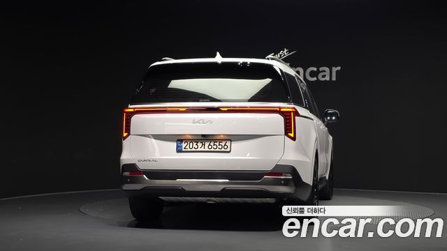 Kia Canival 2024 — photo 4