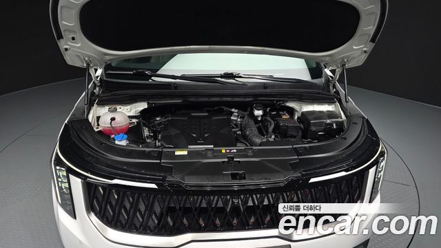 Kia Canival 2024 — photo 6