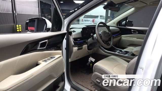 Kia Canival 2024 — photo 13