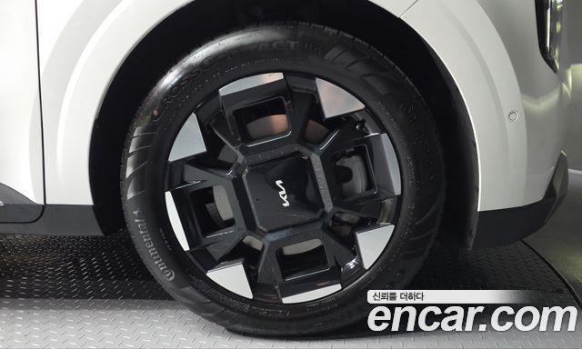 Kia Canival 2024 — photo 7