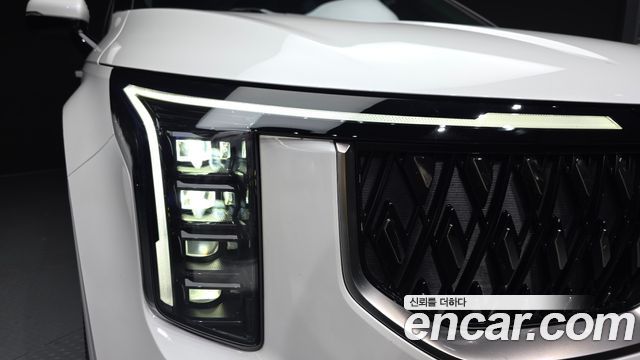 Kia Canival 2024 — photo 8