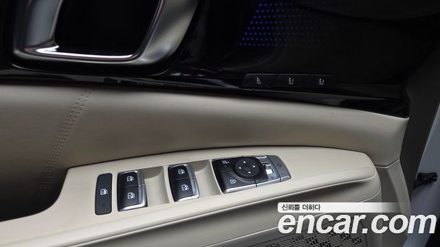 Kia Canival 2024 — photo 28