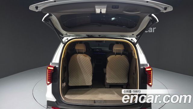 Kia Canival 2024 — photo 36