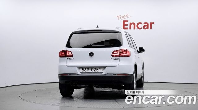 Volkswagen Tiguan 2016 — photo 4