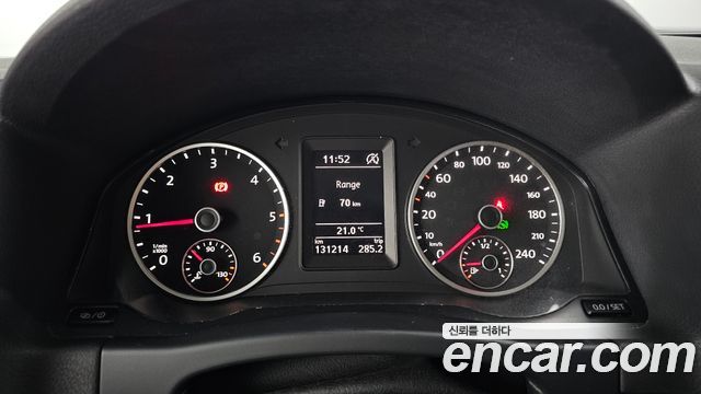 Volkswagen Tiguan 2016 — photo 8