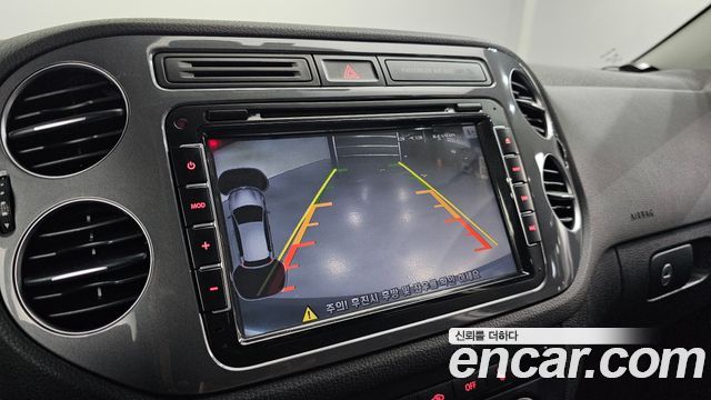 Volkswagen Tiguan 2016 — photo 14