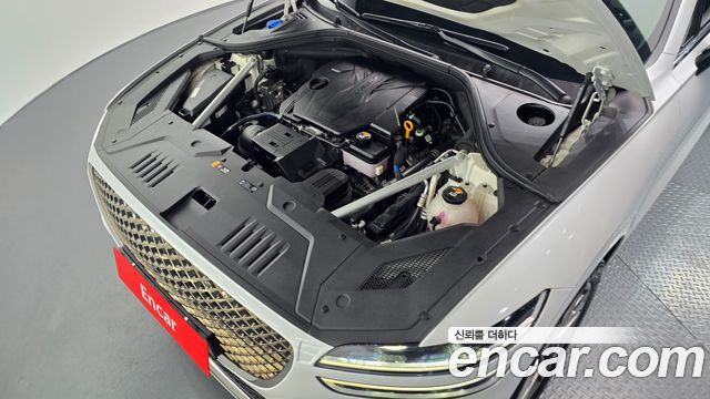 Genesis GV70 2023 — photo 6