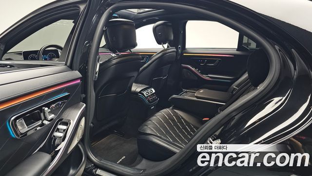Mercedes-Benz S-Class 2021 — photo 16