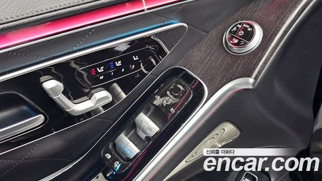 Mercedes-Benz S-Class 2021 — photo 28