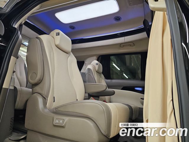 Kia Canival 2023 — photo 10