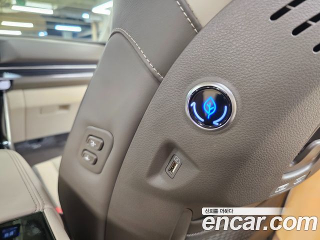 Kia Canival 2023 — photo 13