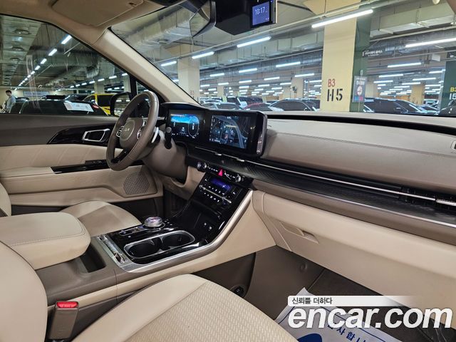 Kia Canival 2023 — photo 18