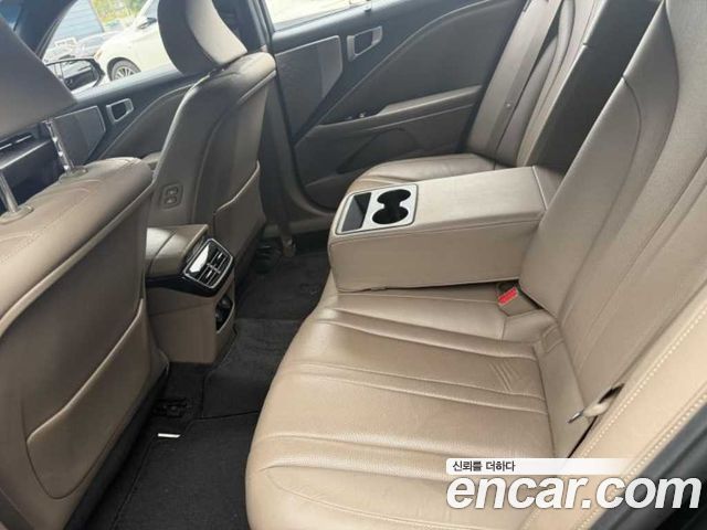 Kia K8 2022 — photo 11