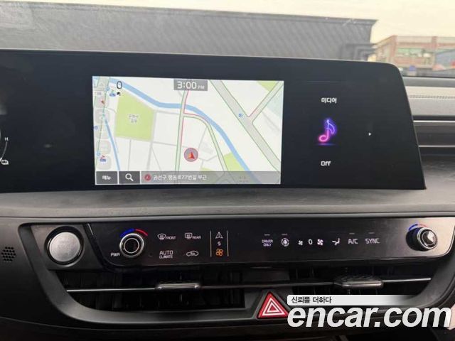 Kia K8 2022 — photo 15