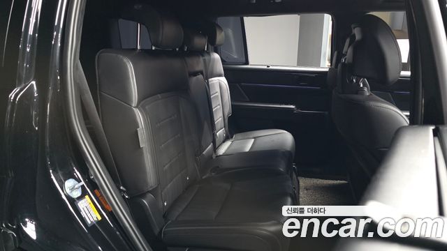 Hyundai Santafe 2024 — photo 18