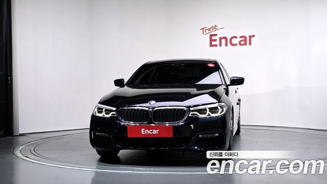 BMW 5-Series 2018 — photo 3