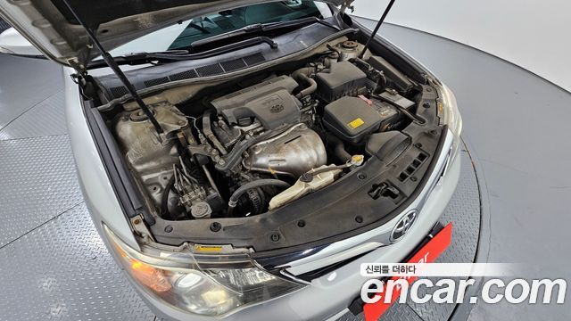 Toyota Camry 2012 — photo 6