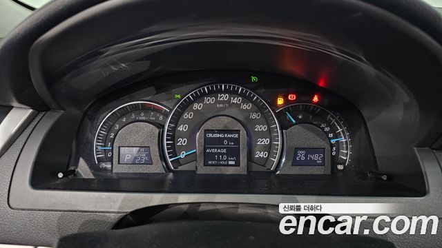 Toyota Camry 2012 — photo 11
