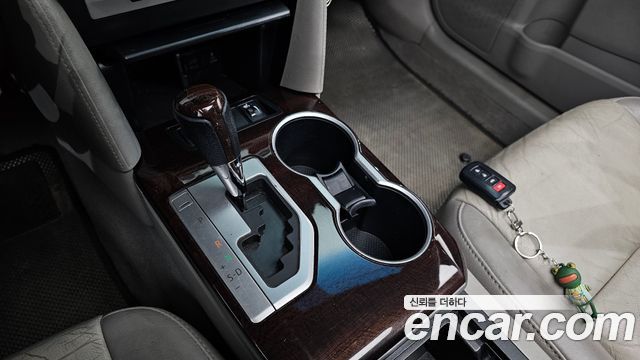 Toyota Camry 2012 — photo 12