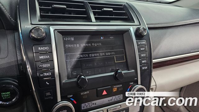 Toyota Camry 2012 — photo 22