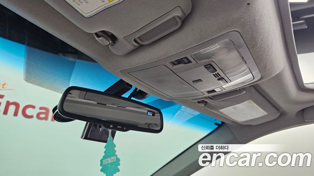 Toyota Camry 2012 — photo 24