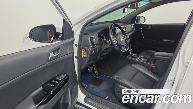 Kia Sportage 2016 — photo 10
