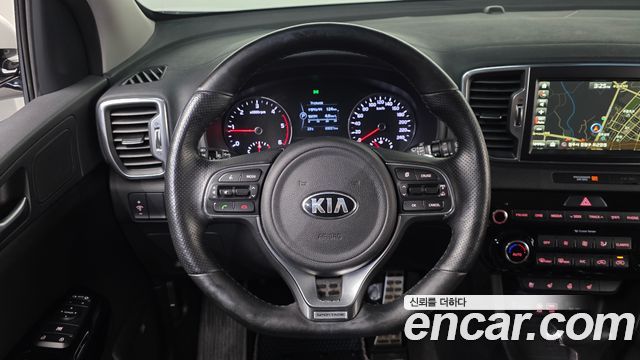 Kia Sportage 2016 — photo 13