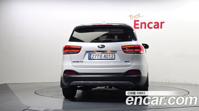 Kia Sorento 2015 — photo 4