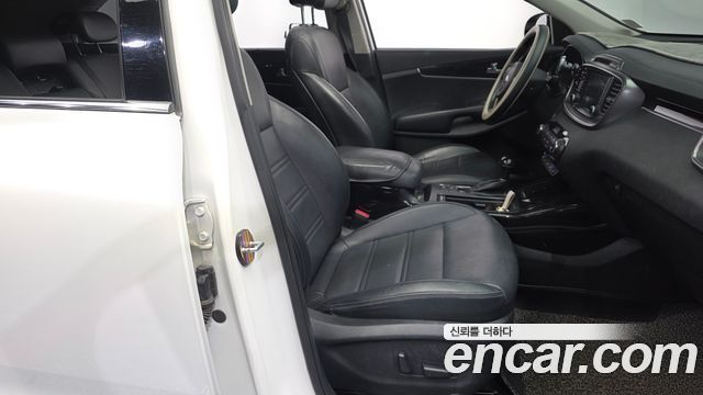 Kia Sorento 2015 — photo 11