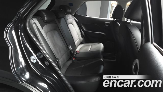 Hyundai Venue 2020 — photo 18