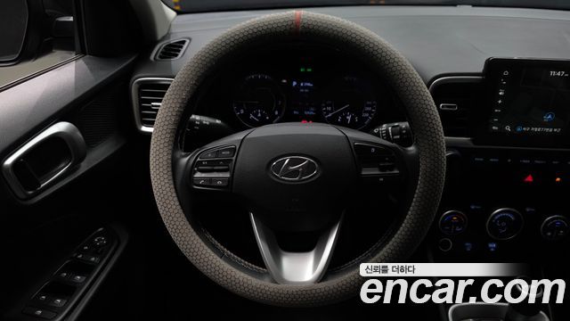 Hyundai Venue 2020 — photo 19