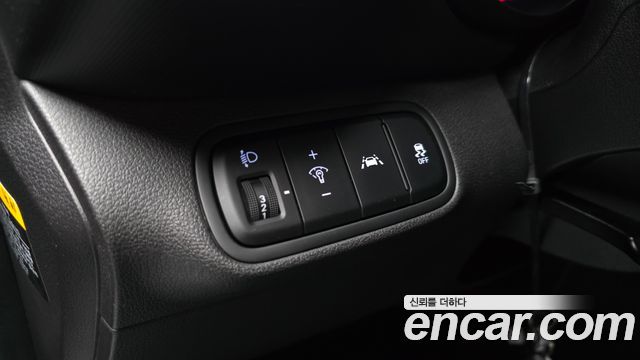Hyundai Venue 2020 — photo 25